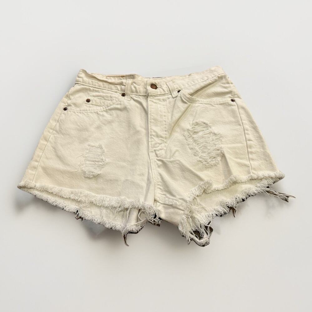Vintage Levis 550 Womens White Denim Distressed Shorts 31 Orange Tab Made In USA